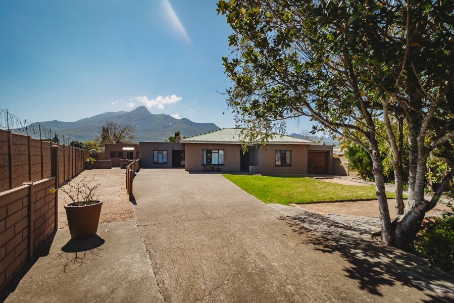 12 Bedroom Property for Sale in Bergsig Western Cape